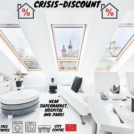 Apartament Unique Design Loft In Middle Of Centre Of Old Town With Netflix Kraków Zewnętrze zdjęcie