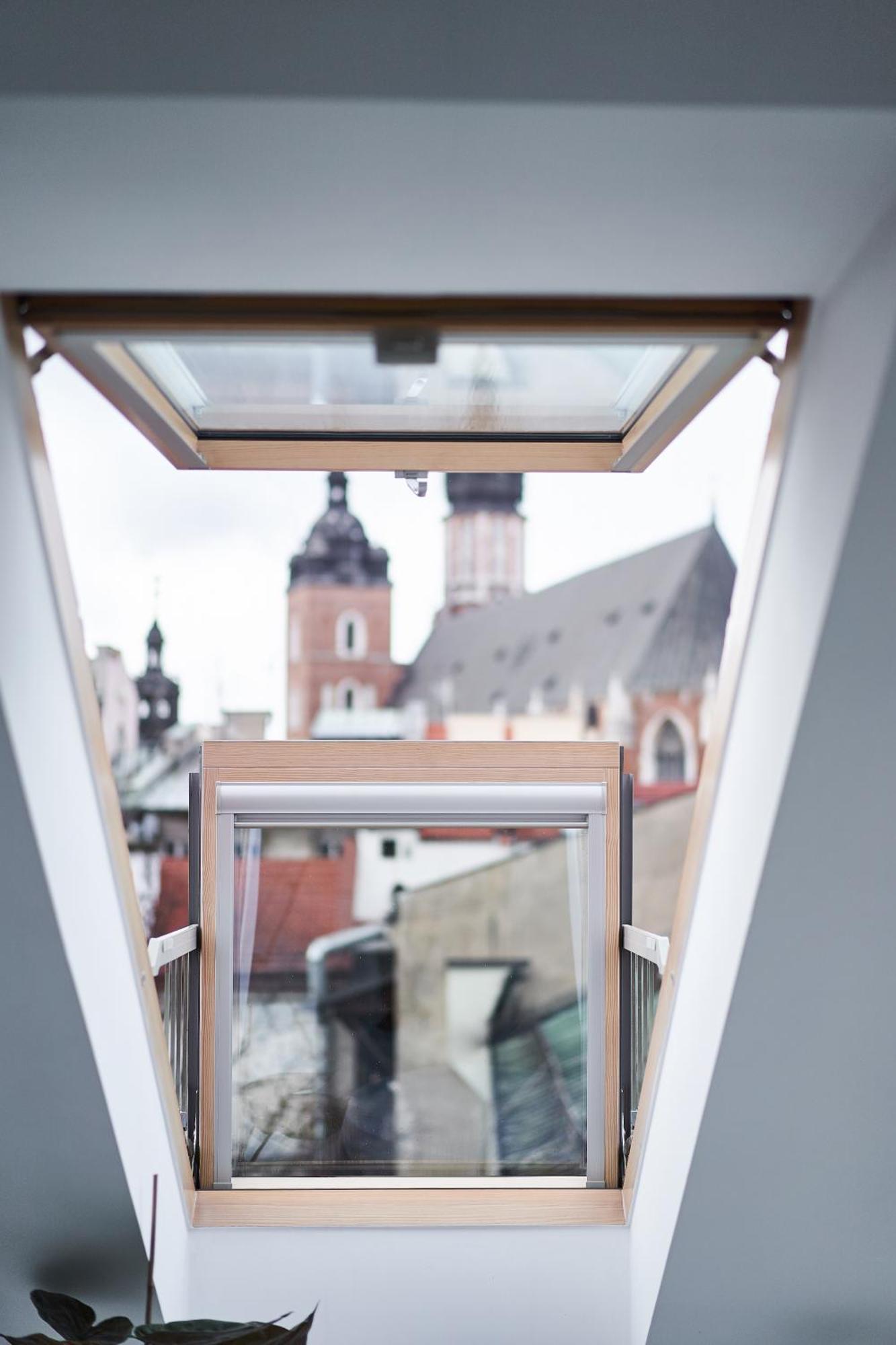 Apartament Unique Design Loft In Middle Of Centre Of Old Town With Netflix Kraków Zewnętrze zdjęcie