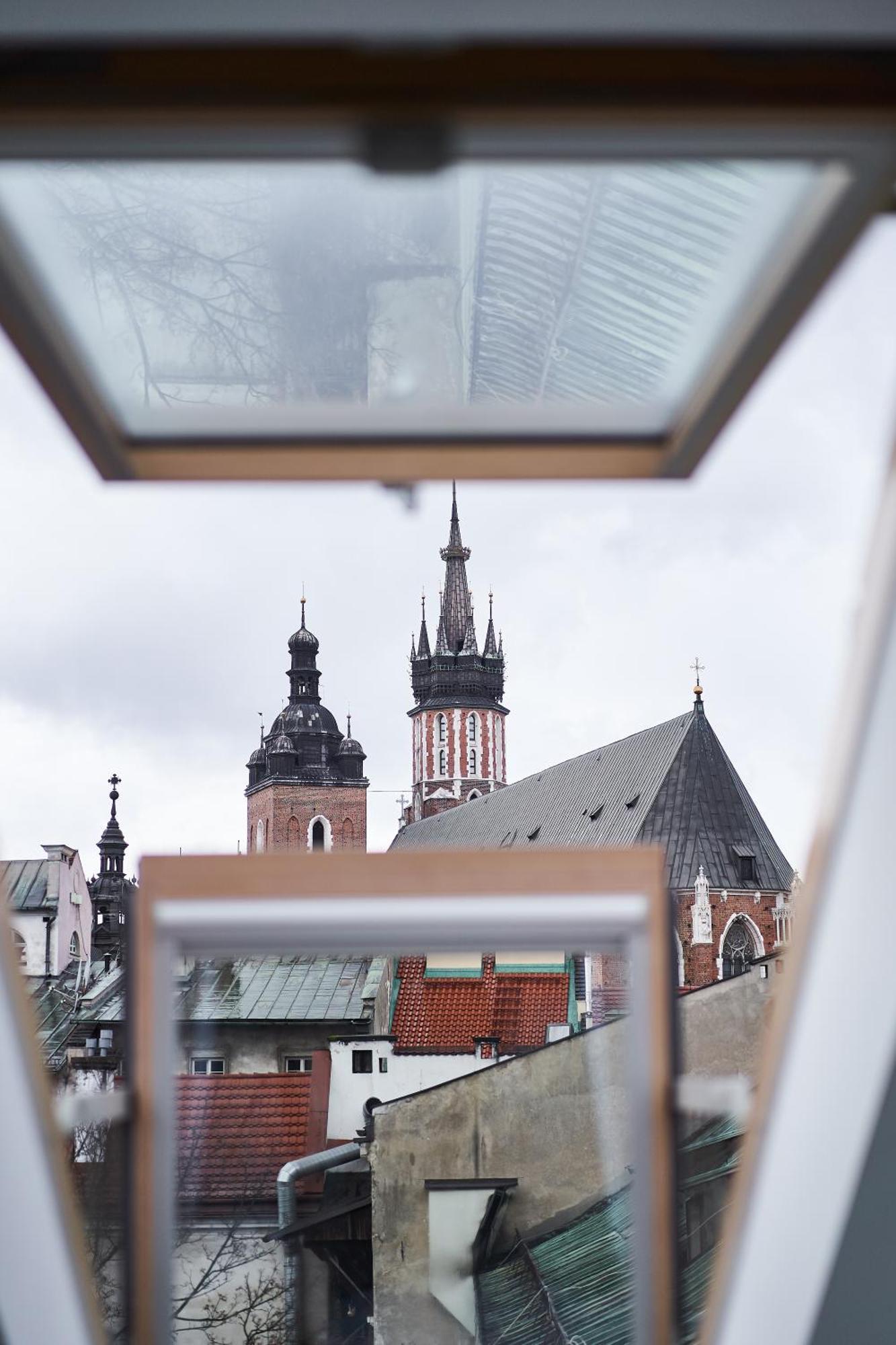 Apartament Unique Design Loft In Middle Of Centre Of Old Town With Netflix Kraków Zewnętrze zdjęcie
